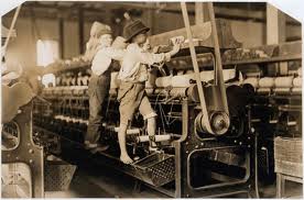 children working spinning machines
